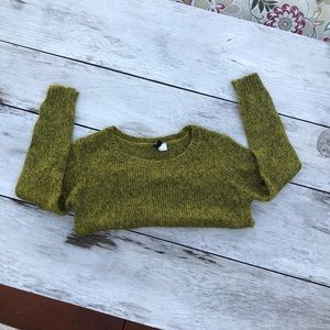 H&M FUZZY SWEATER IN GREEN SIZE XS